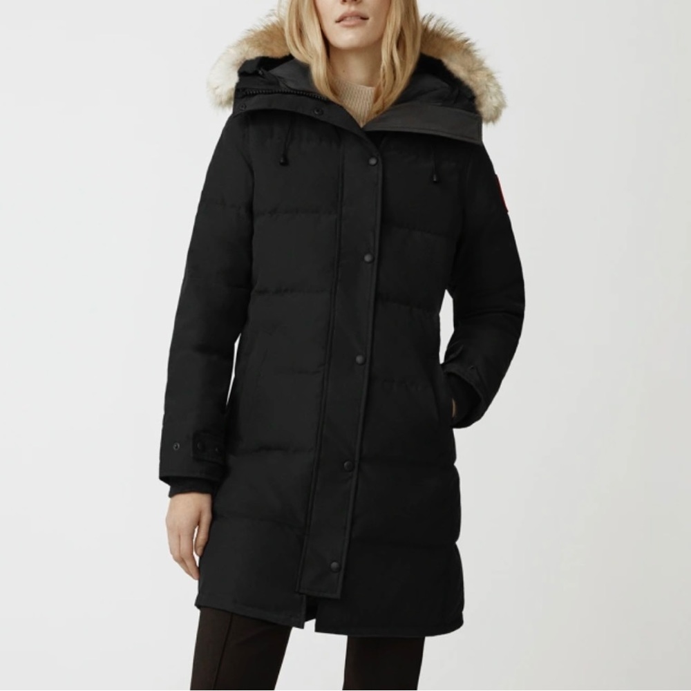 Canada Goose Shelburne Genuine Coyote Fur Trim Down Parka